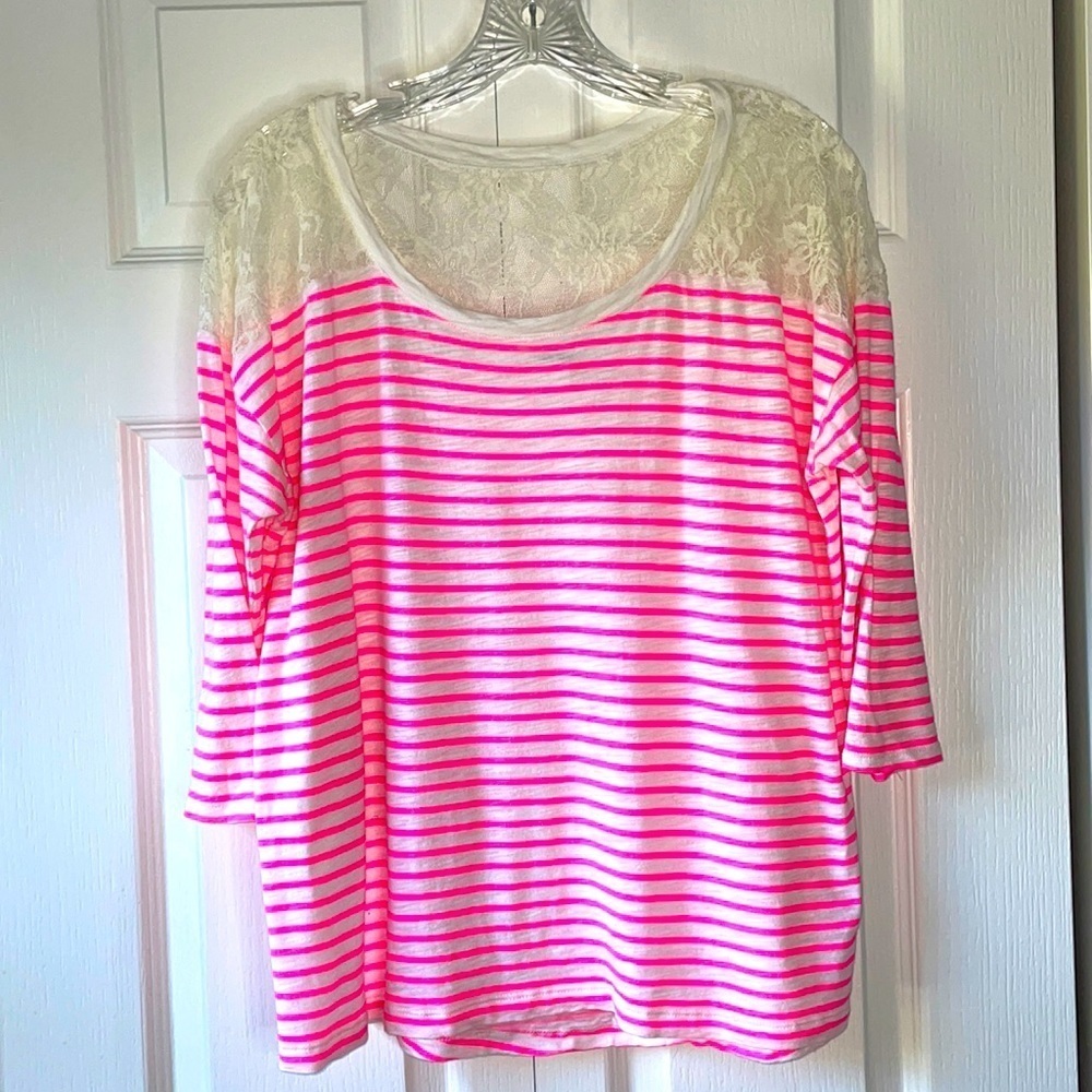 Express high low 3/4 sleeve striped shirt